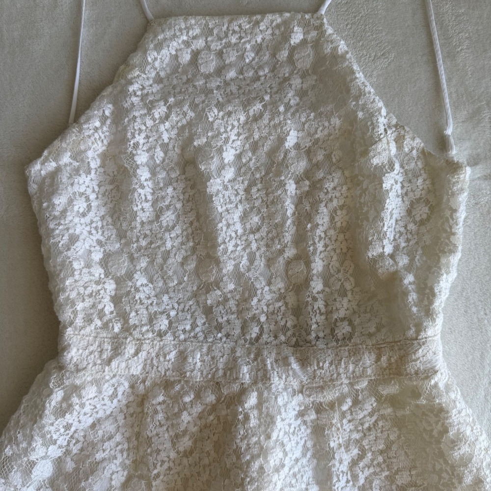 Boulee Women's White Cream‎ Floral Lace Halter Summer Top Blouse Open Back Beach